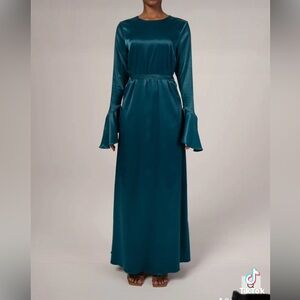 Brand new veiled collectionm dress